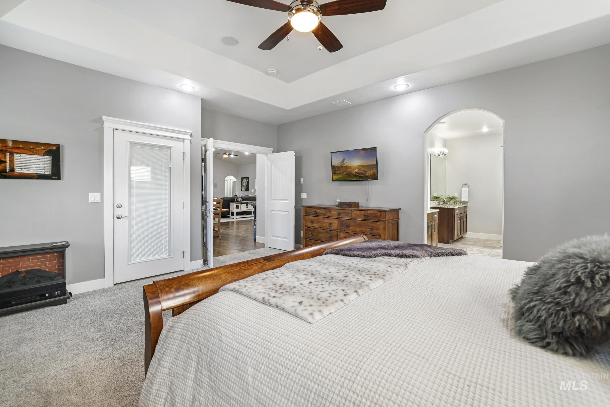 3987 N 3540 E, Kimberly, Idaho 83341, 4 Bedrooms, 3.5 Bathrooms, Residential For Sale, Price $925,000,MLS 98977940