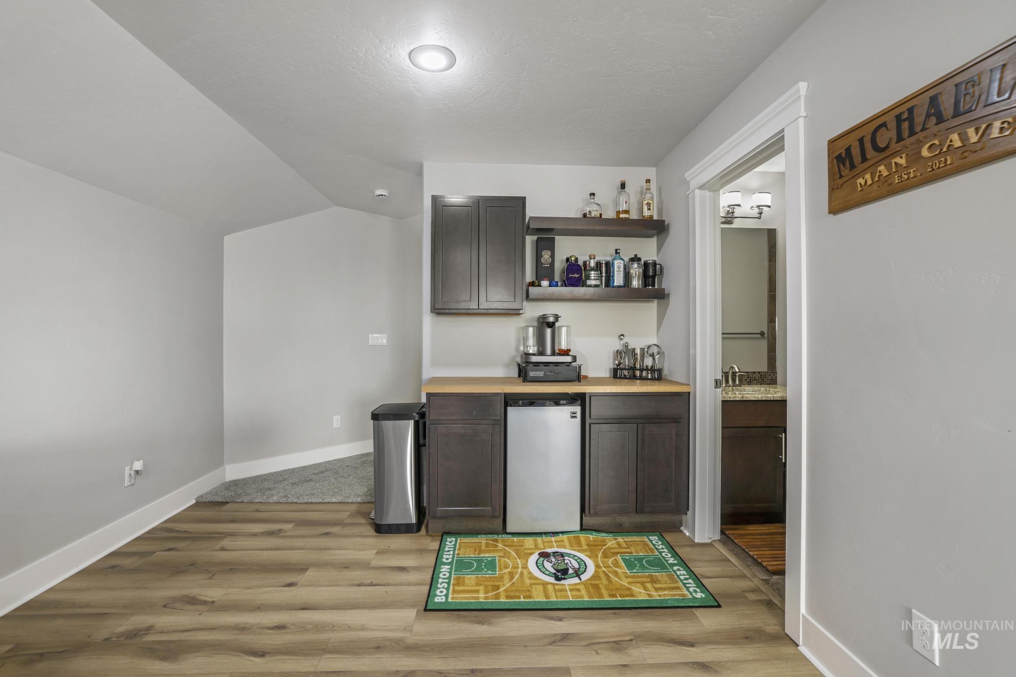 3987 N 3540 E, Kimberly, Idaho 83341, 4 Bedrooms, 3.5 Bathrooms, Residential For Sale, Price $949,500,MLS 98977940