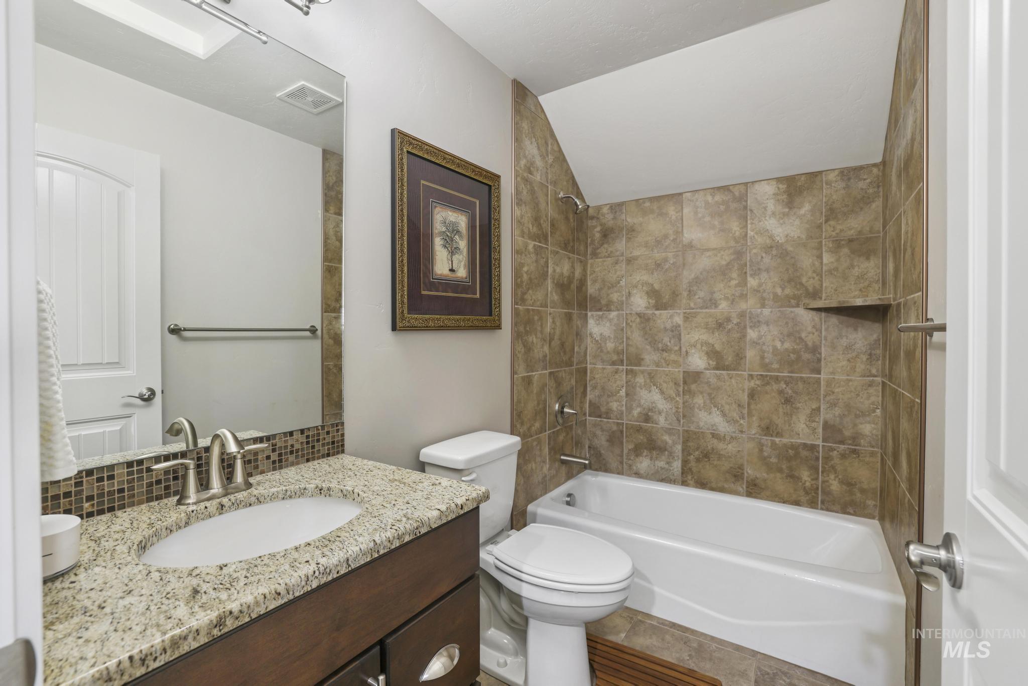 3987 N 3540 E, Kimberly, Idaho 83341, 4 Bedrooms, 3.5 Bathrooms, Residential For Sale, Price $949,500,MLS 98977940