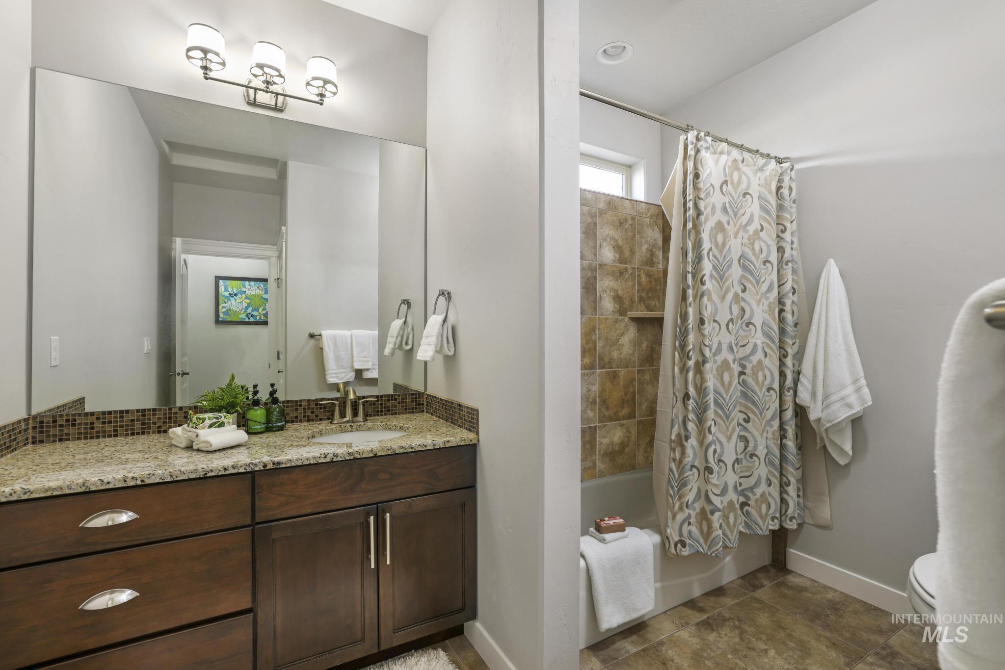 3987 N 3540 E, Kimberly, Idaho 83341, 4 Bedrooms, 3.5 Bathrooms, Residential For Sale, Price $925,000,MLS 98977940