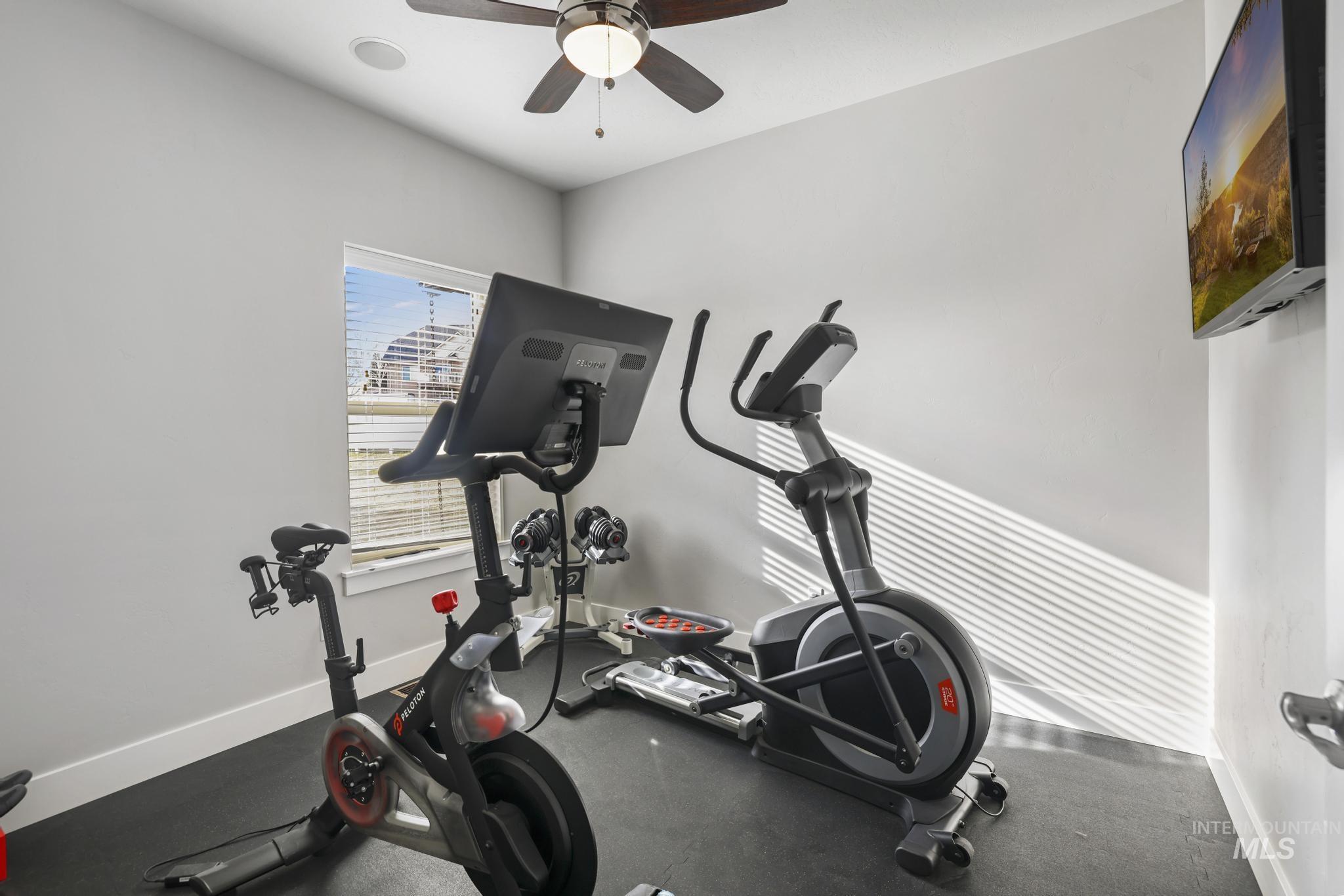 3987 N 3540 E, Kimberly, Idaho 83341, 4 Bedrooms, 3.5 Bathrooms, Residential For Sale, Price $925,000,MLS 98977940