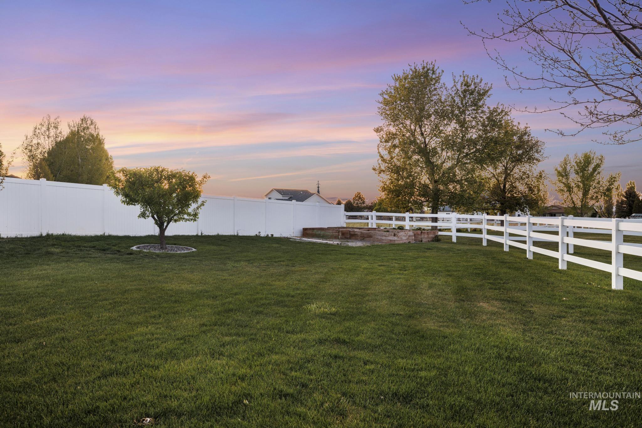 3987 N 3540 E, Kimberly, Idaho 83341, 4 Bedrooms, 3.5 Bathrooms, Residential For Sale, Price $925,000,MLS 98977940