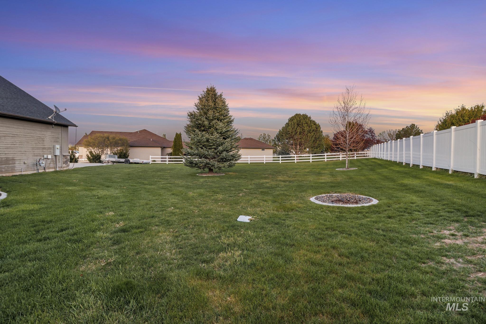 3987 N 3540 E, Kimberly, Idaho 83341, 4 Bedrooms, 3.5 Bathrooms, Residential For Sale, Price $925,000,MLS 98977940