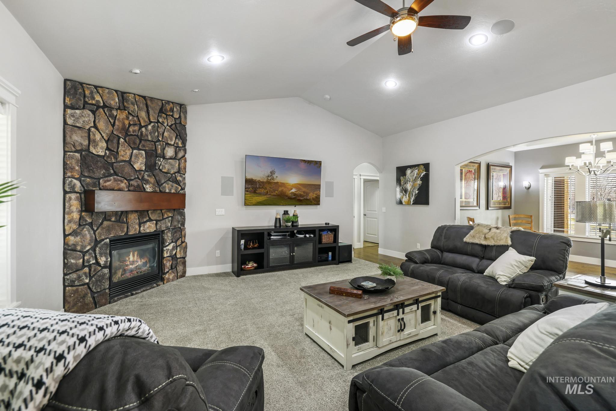 3987 N 3540 E, Kimberly, Idaho 83341, 4 Bedrooms, 3.5 Bathrooms, Residential For Sale, Price $925,000,MLS 98977940