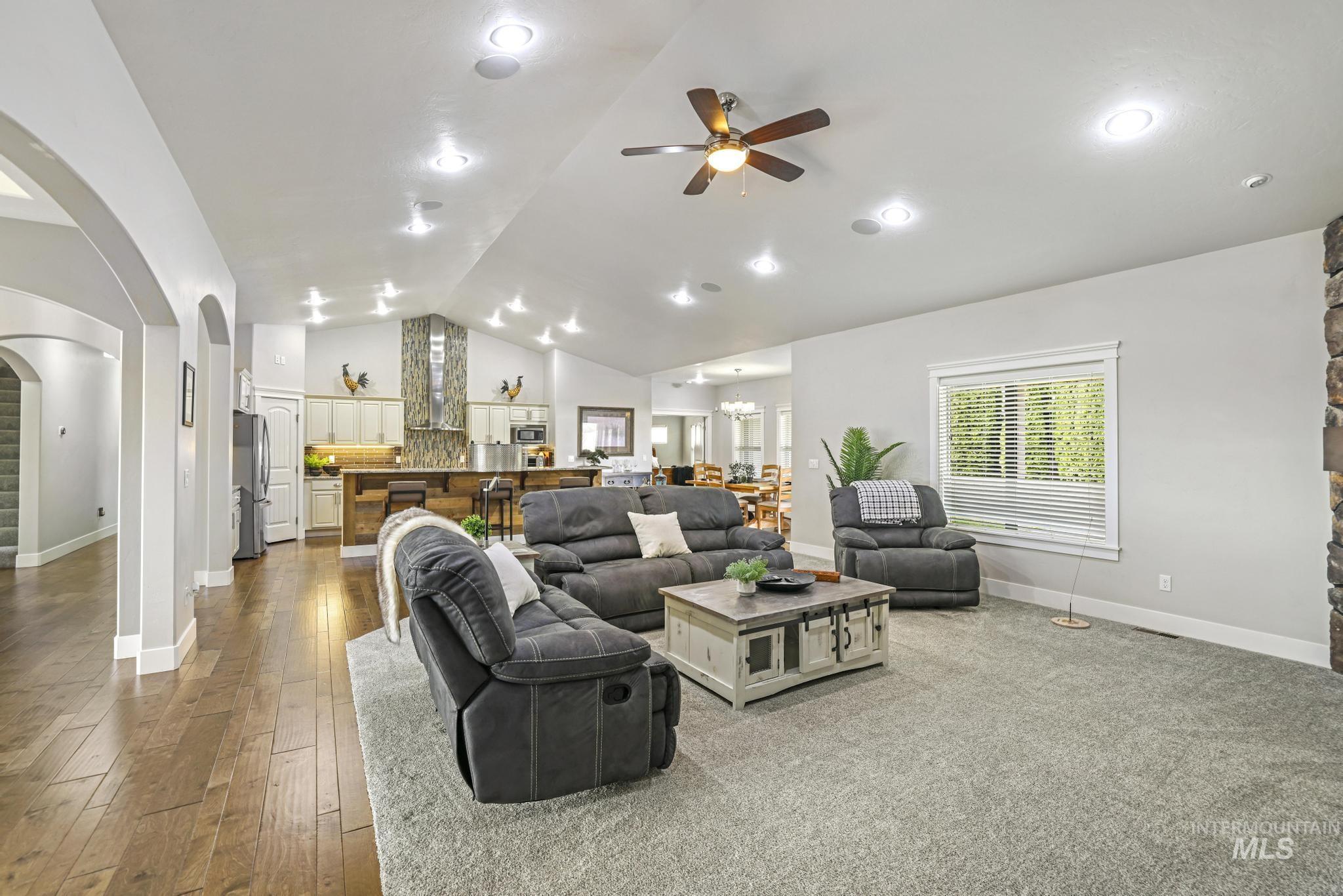 3987 N 3540 E, Kimberly, Idaho 83341, 4 Bedrooms, 3.5 Bathrooms, Residential For Sale, Price $949,500,MLS 98977940