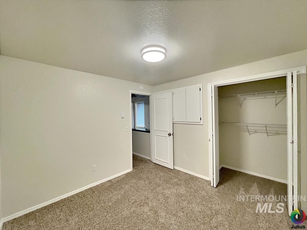 2928 S Abbs Lane, Boise, Idaho 83705, 2 Bedrooms, 1.5 Bathrooms, Residential For Sale, Price $275,000,MLS 98977942