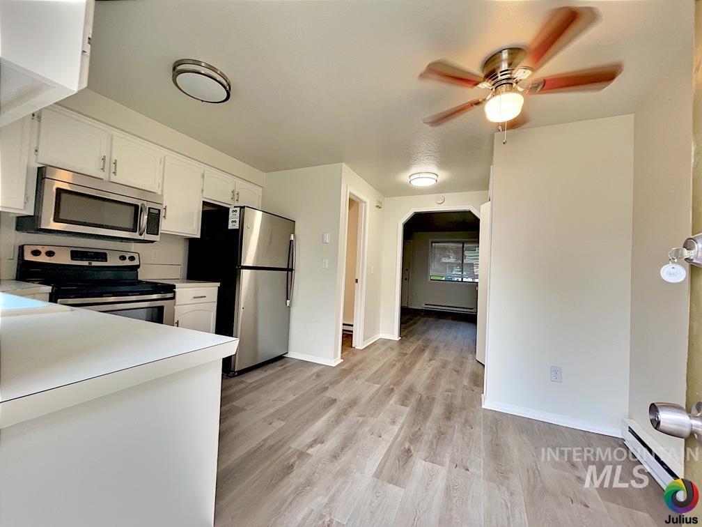 2928 S Abbs Lane, Boise, Idaho 83705, 2 Bedrooms, 1.5 Bathrooms, Residential For Sale, Price $275,000,MLS 98977942