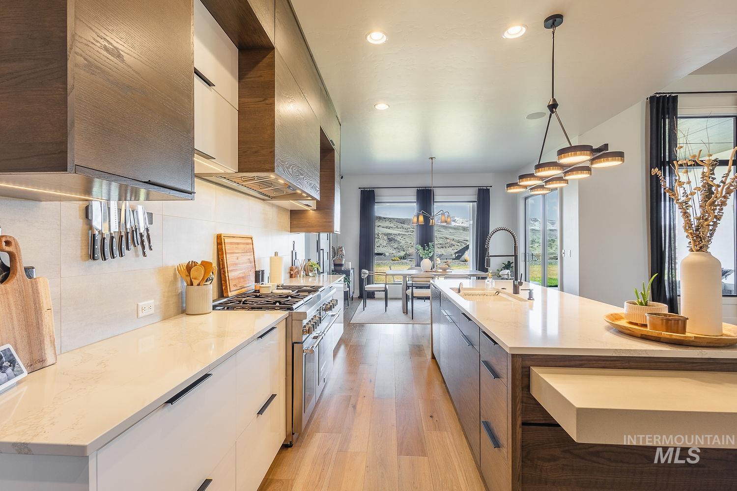 11500 N 17th Way, Boise, Idaho 83714, 3 Bedrooms, 2.5 Bathrooms, Residential For Sale, Price $1,689,999,MLS 98977943