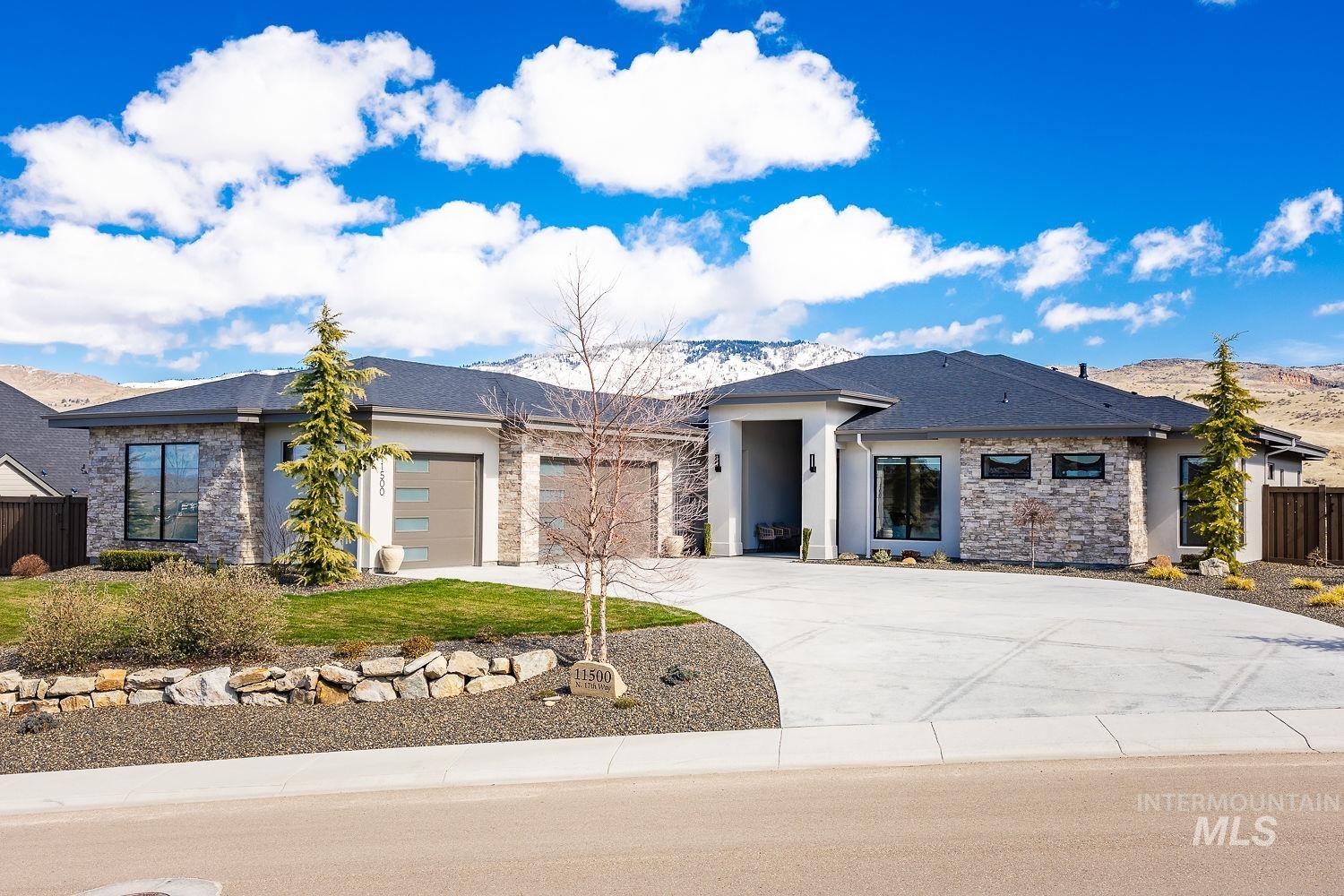 11500 N 17th Way, Boise, Idaho 83714, 3 Bedrooms, 2.5 Bathrooms, Residential For Sale, Price $1,689,999,MLS 98977943