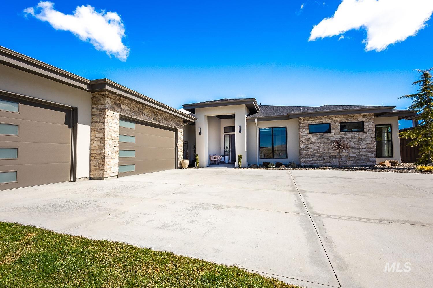 11500 N 17th Way, Boise, Idaho 83714, 3 Bedrooms, 2.5 Bathrooms, Residential For Sale, Price $1,689,999,MLS 98977943