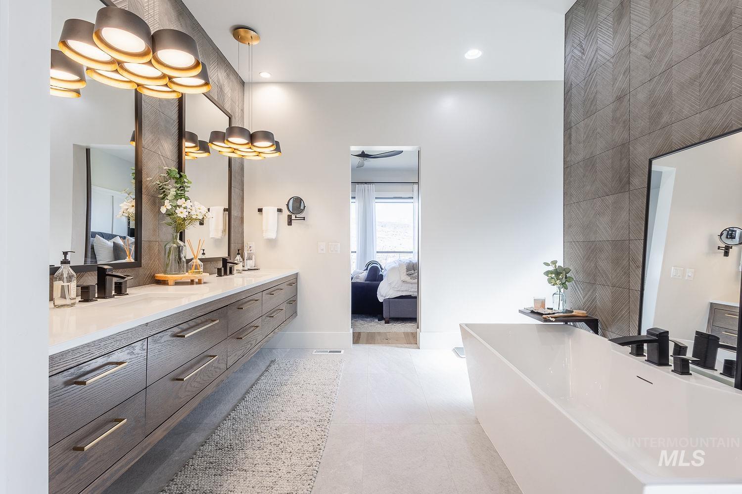 11500 N 17th Way, Boise, Idaho 83714, 3 Bedrooms, 2.5 Bathrooms, Residential For Sale, Price $1,689,999,MLS 98977943