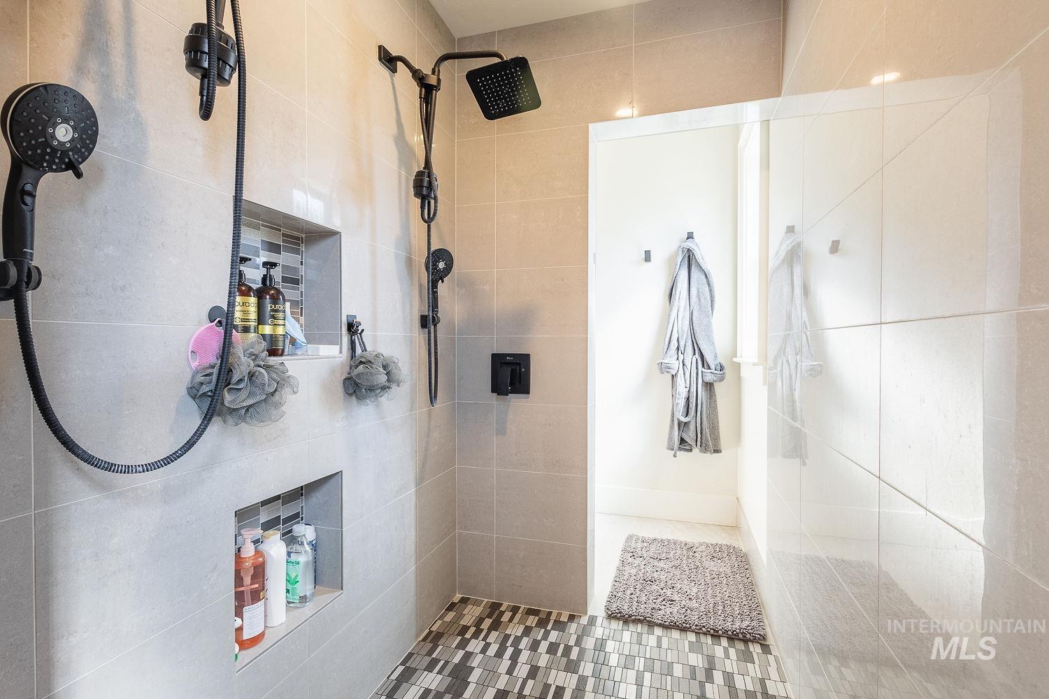 11500 N 17th Way, Boise, Idaho 83714, 3 Bedrooms, 2.5 Bathrooms, Residential For Sale, Price $1,689,999,MLS 98977943