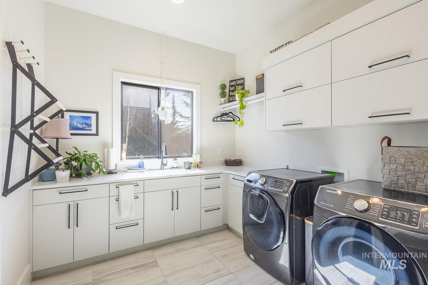 11500 N 17th Way, Boise, Idaho 83714, 3 Bedrooms, 2.5 Bathrooms, Residential For Sale, Price $1,689,999,MLS 98977943