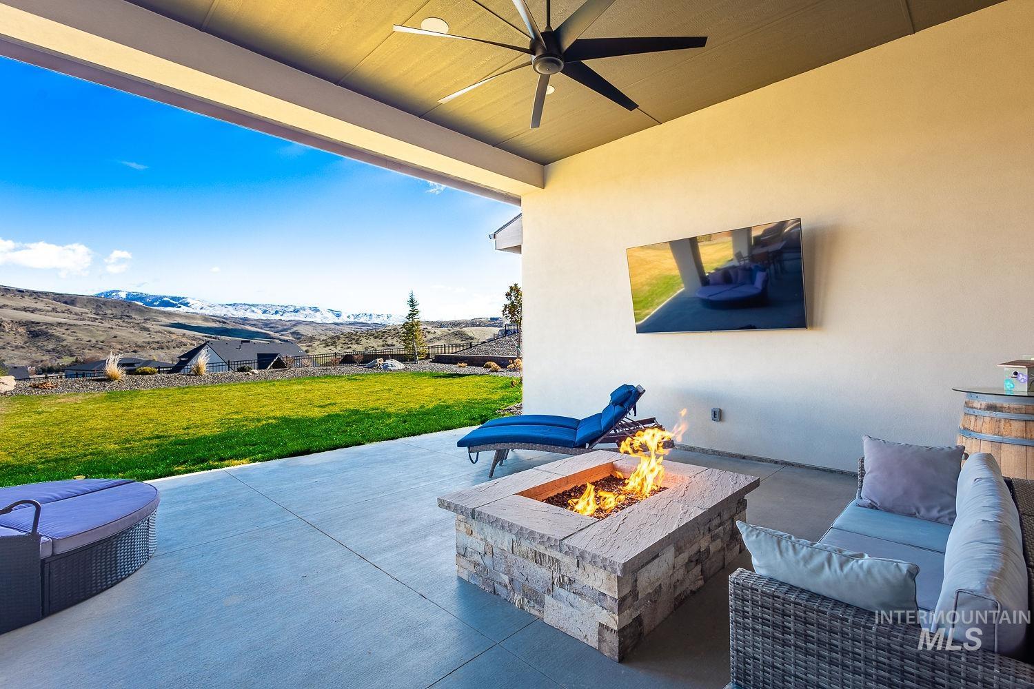 11500 N 17th Way, Boise, Idaho 83714, 3 Bedrooms, 2.5 Bathrooms, Residential For Sale, Price $1,689,999,MLS 98977943