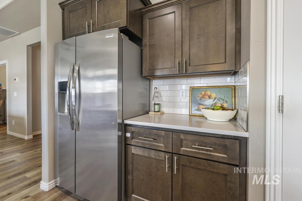 1229 Crestview Drive, Twin Falls, Idaho 83301, 4 Bedrooms, 2 Bathrooms, Residential For Sale, Price $465,000, 98977944