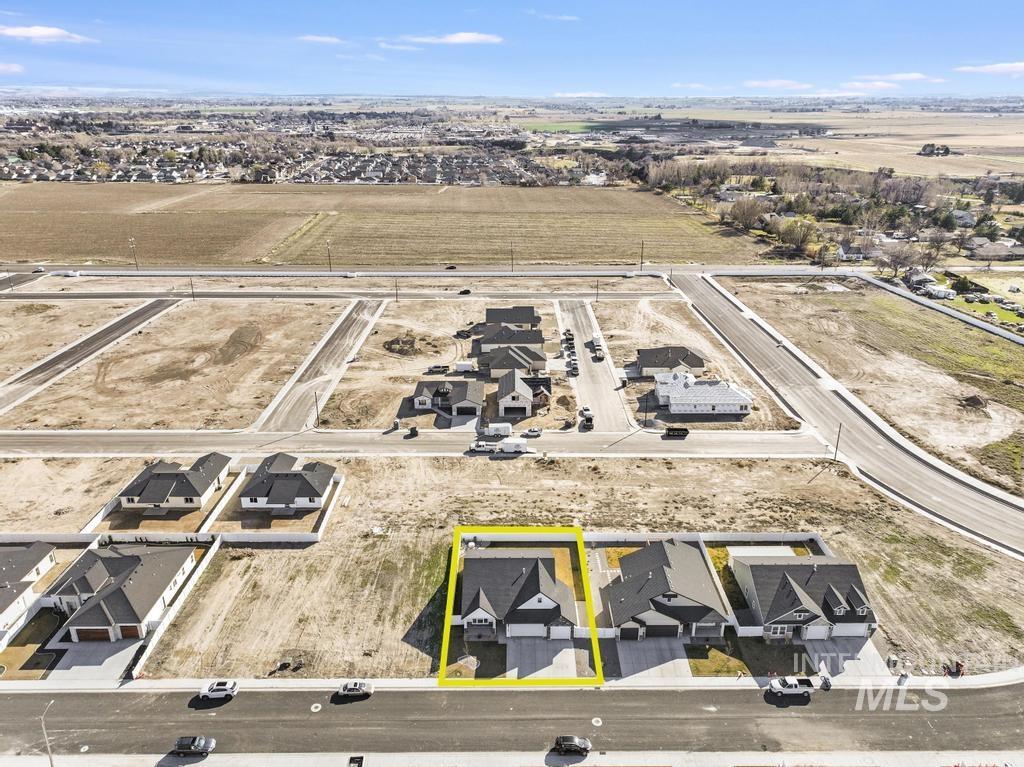 1229 Crestview Drive, Twin Falls, Idaho 83301, 4 Bedrooms, 2 Bathrooms, Residential For Sale, Price $465,000, 98977944