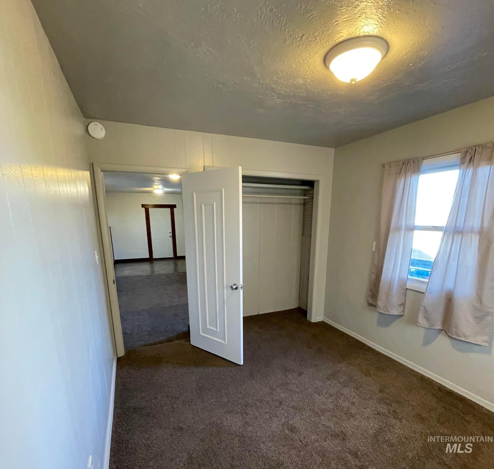 564 S South Blue Lakes Blvd, Twin Falls, Idaho 83301, 9 Bedrooms, 5 Bathrooms, Residential For Sale, Price $799,999,MLS 98977945