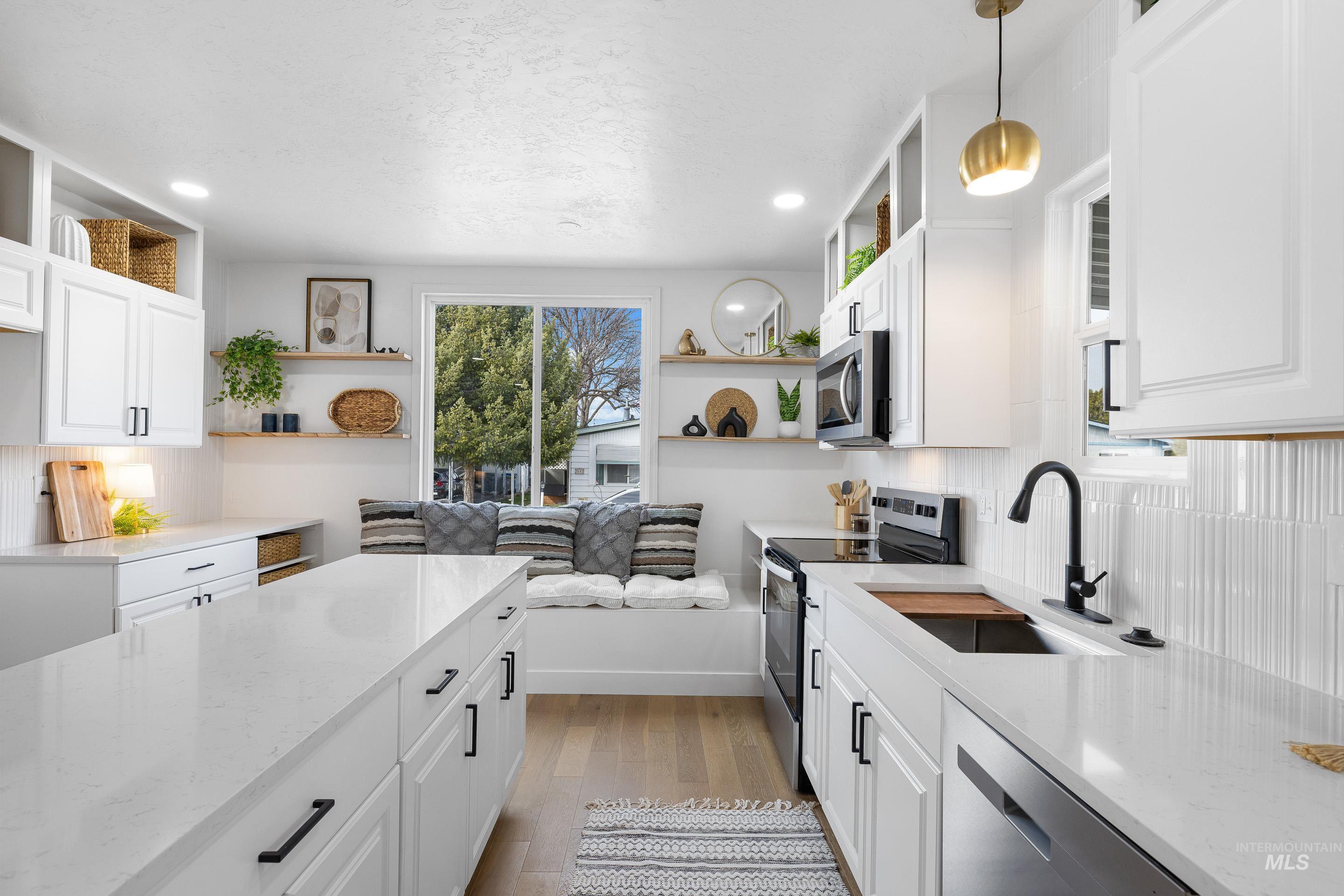 2688 N Pilgrim Lane, Boise, Idaho 83704, 2 Bedrooms, 2 Bathrooms, Residential For Sale, Price $124,900, 98977948