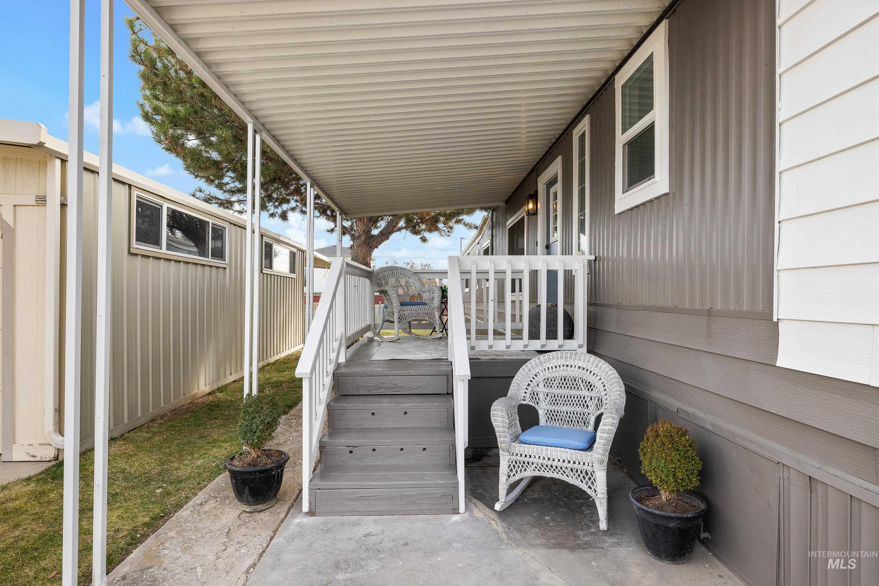 2688 N Pilgrim Lane, Boise, Idaho 83704, 2 Bedrooms, 2 Bathrooms, Residential For Sale, Price $124,900, 98977948