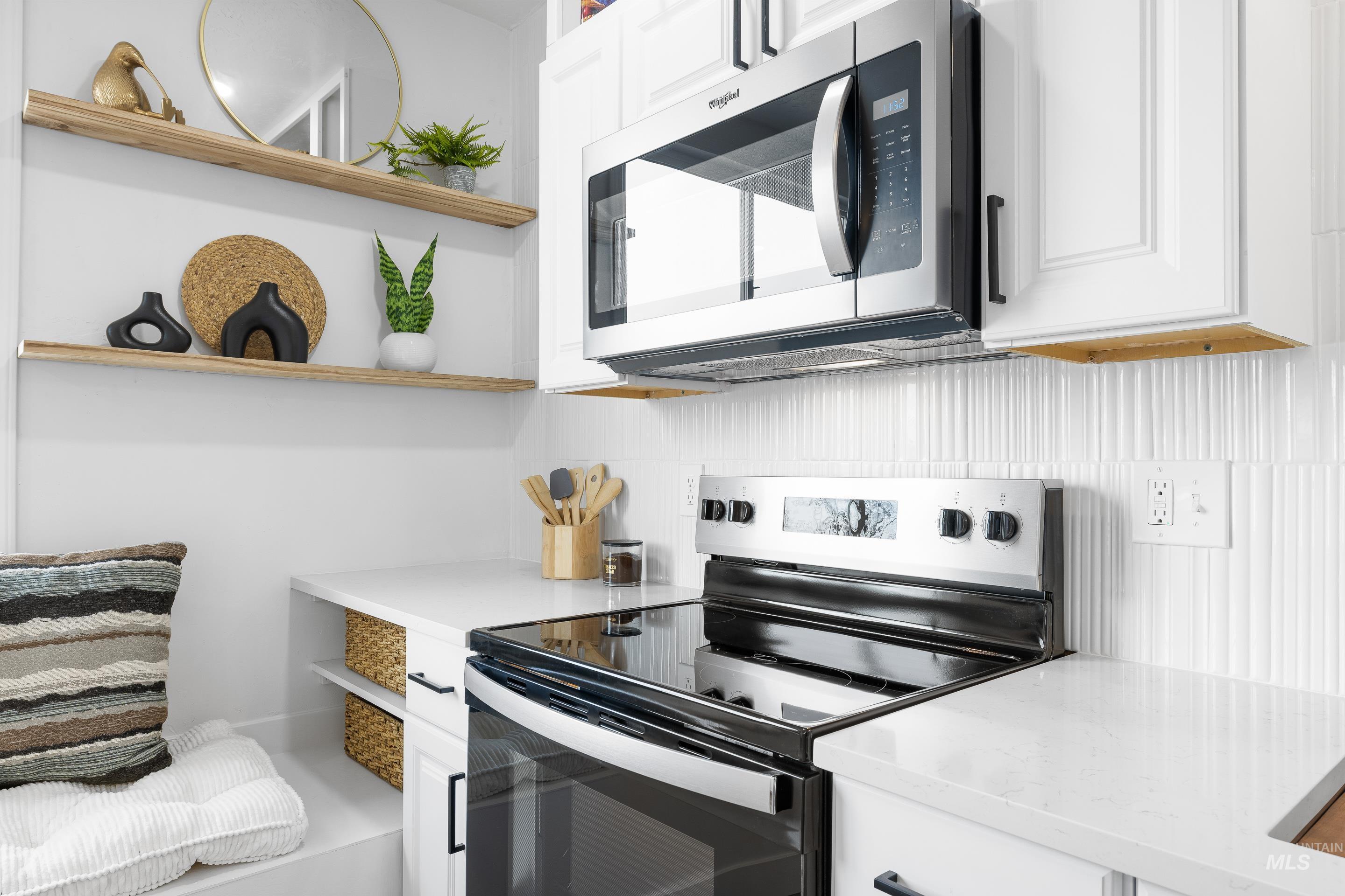 2688 N Pilgrim Lane, Boise, Idaho 83704, 2 Bedrooms, 2 Bathrooms, Residential For Sale, Price $124,900, 98977948