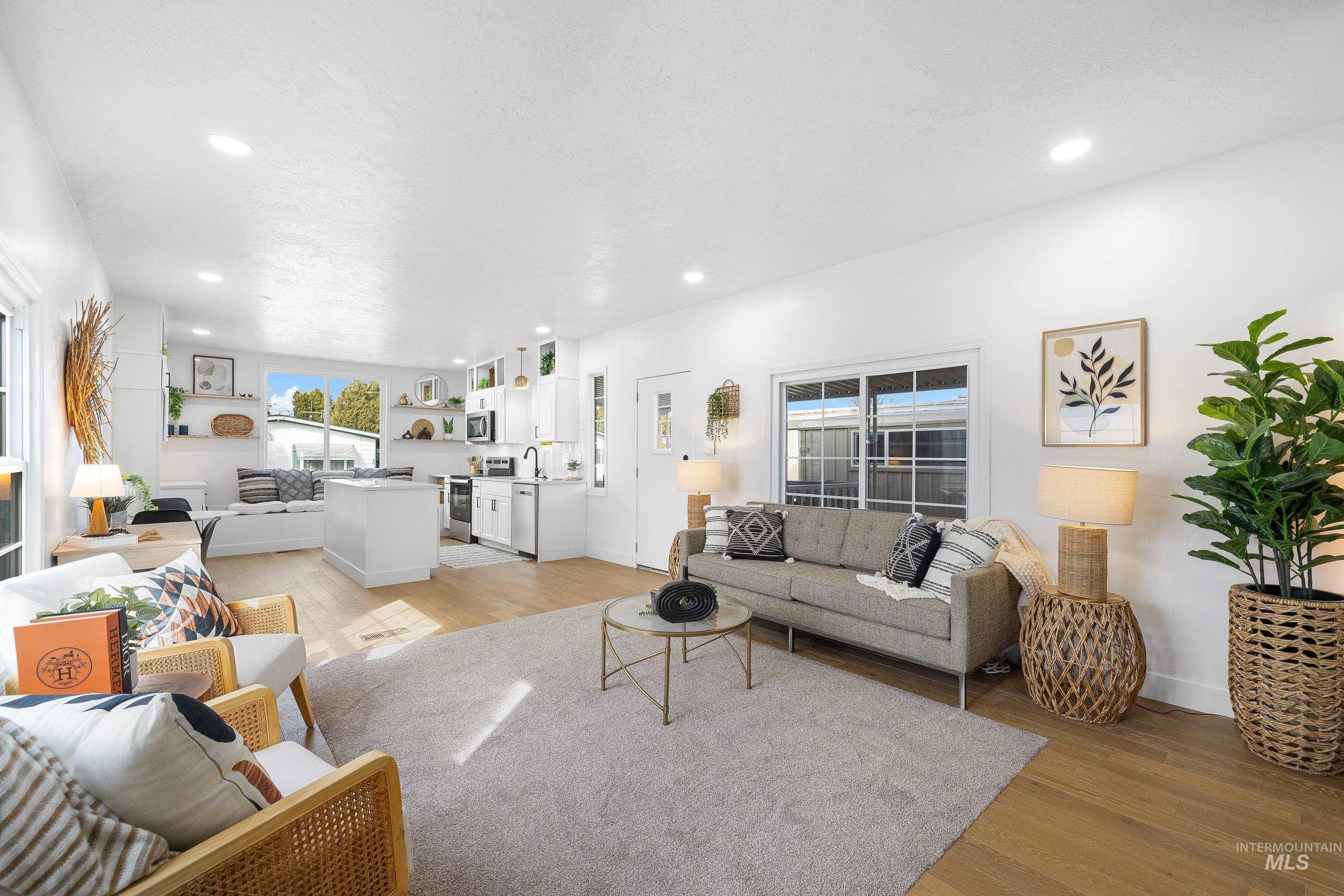 2688 N Pilgrim Lane, Boise, Idaho 83704, 2 Bedrooms, 2 Bathrooms, Residential For Sale, Price $124,900, 98977948