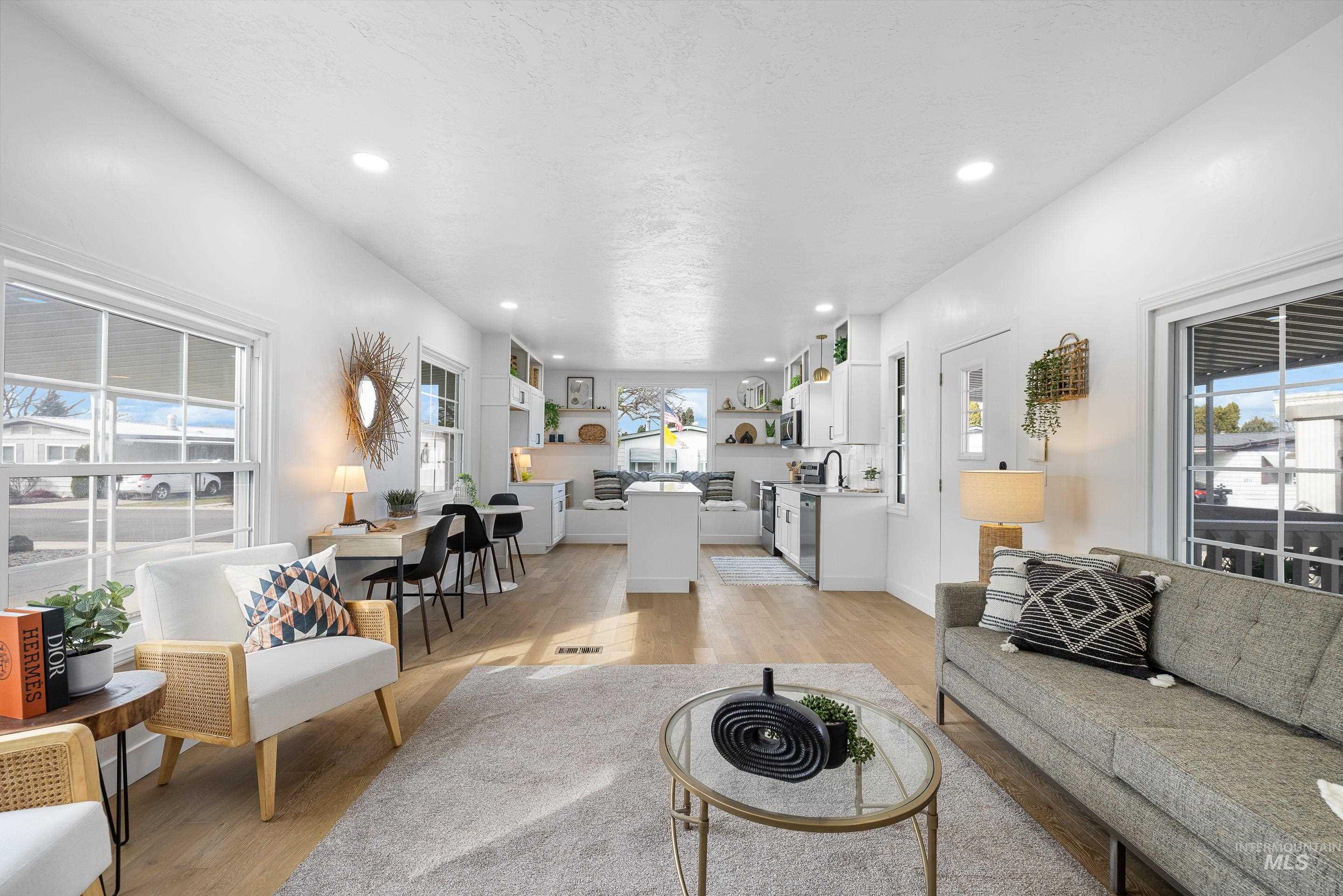 2688 N Pilgrim Lane, Boise, Idaho 83704, 2 Bedrooms, 2 Bathrooms, Residential For Sale, Price $124,900, 98977948