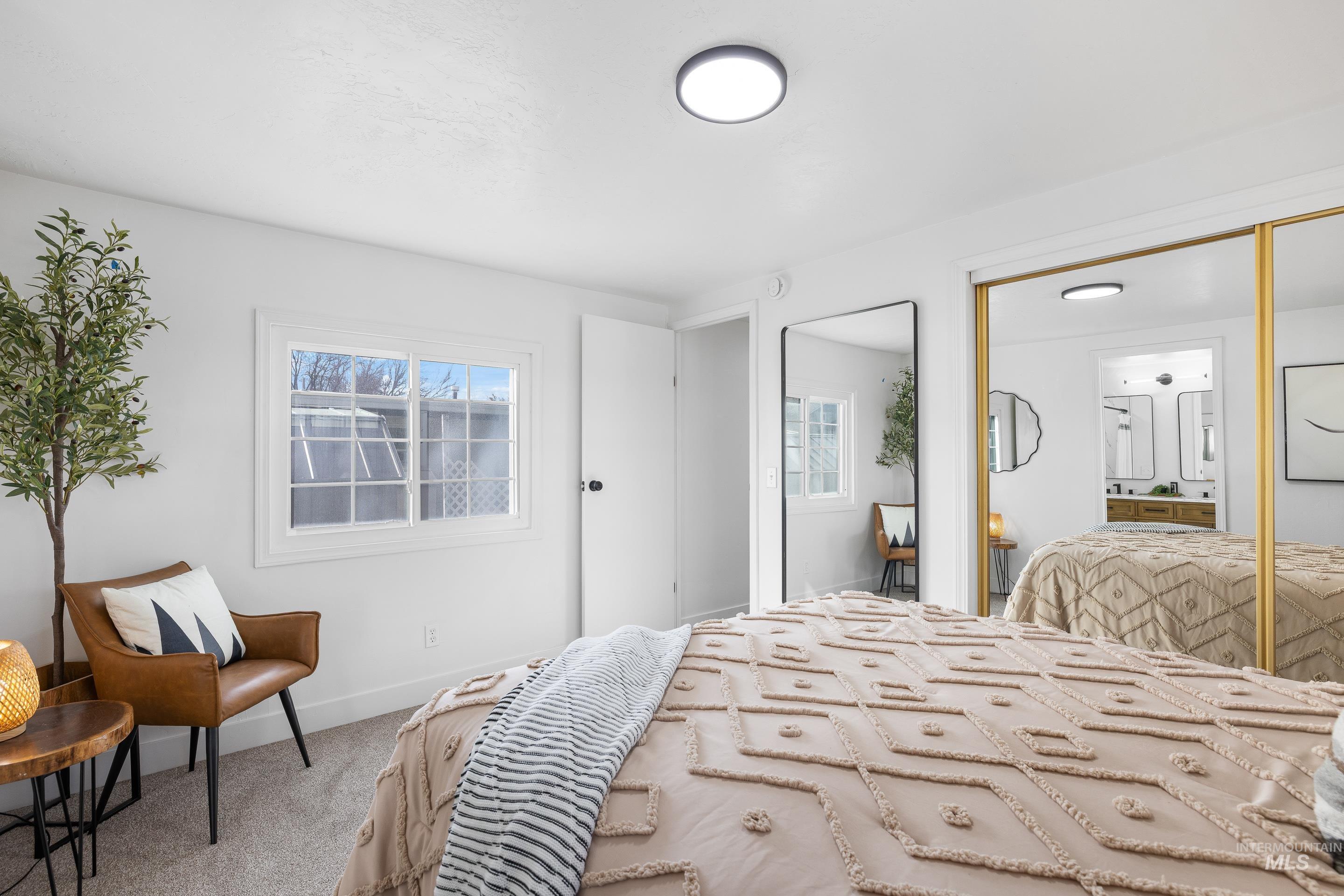 2688 N Pilgrim Lane, Boise, Idaho 83704, 2 Bedrooms, 2 Bathrooms, Residential For Sale, Price $124,900, 98977948