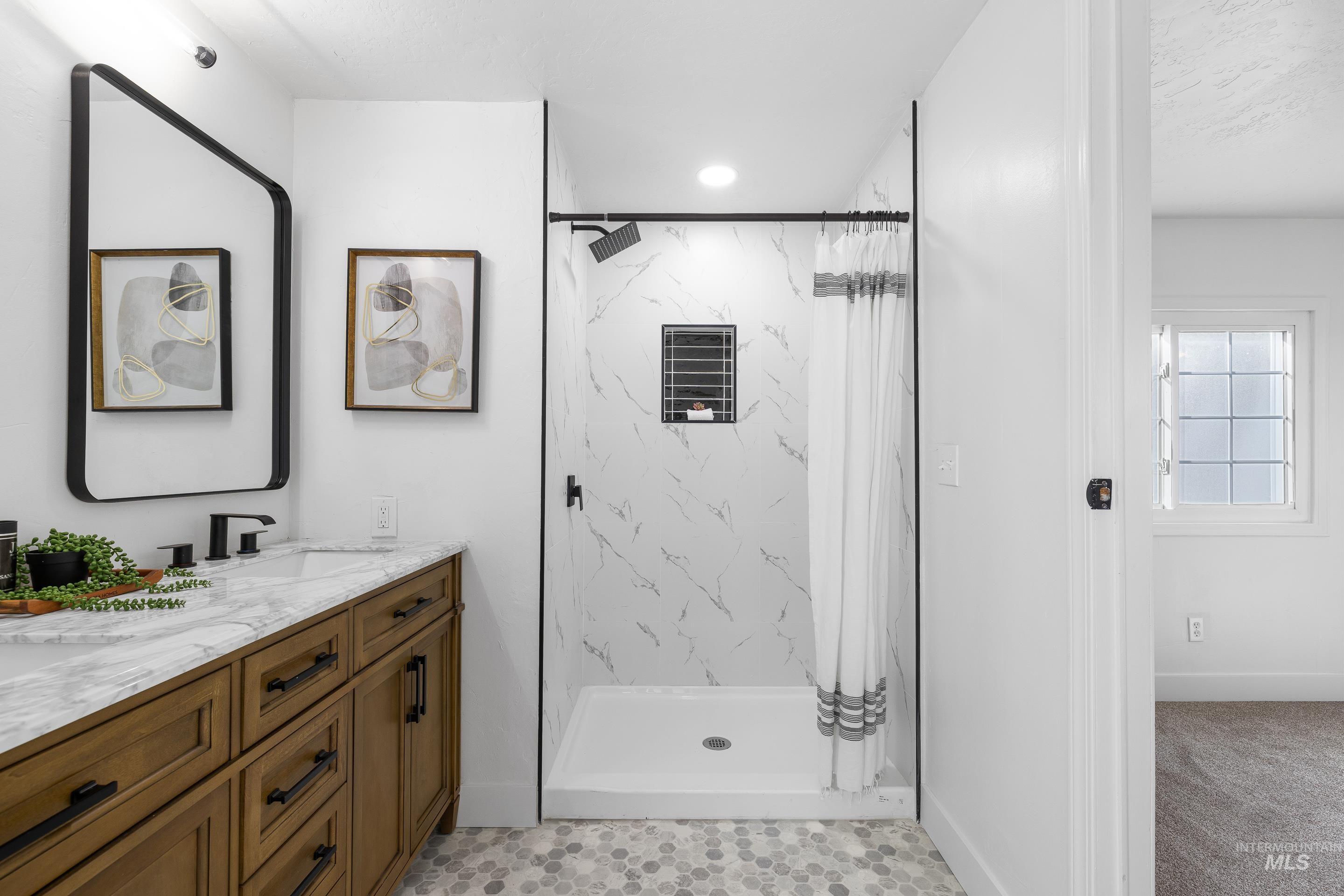 2688 N Pilgrim Lane, Boise, Idaho 83704, 2 Bedrooms, 2 Bathrooms, Residential For Sale, Price $124,900, 98977948