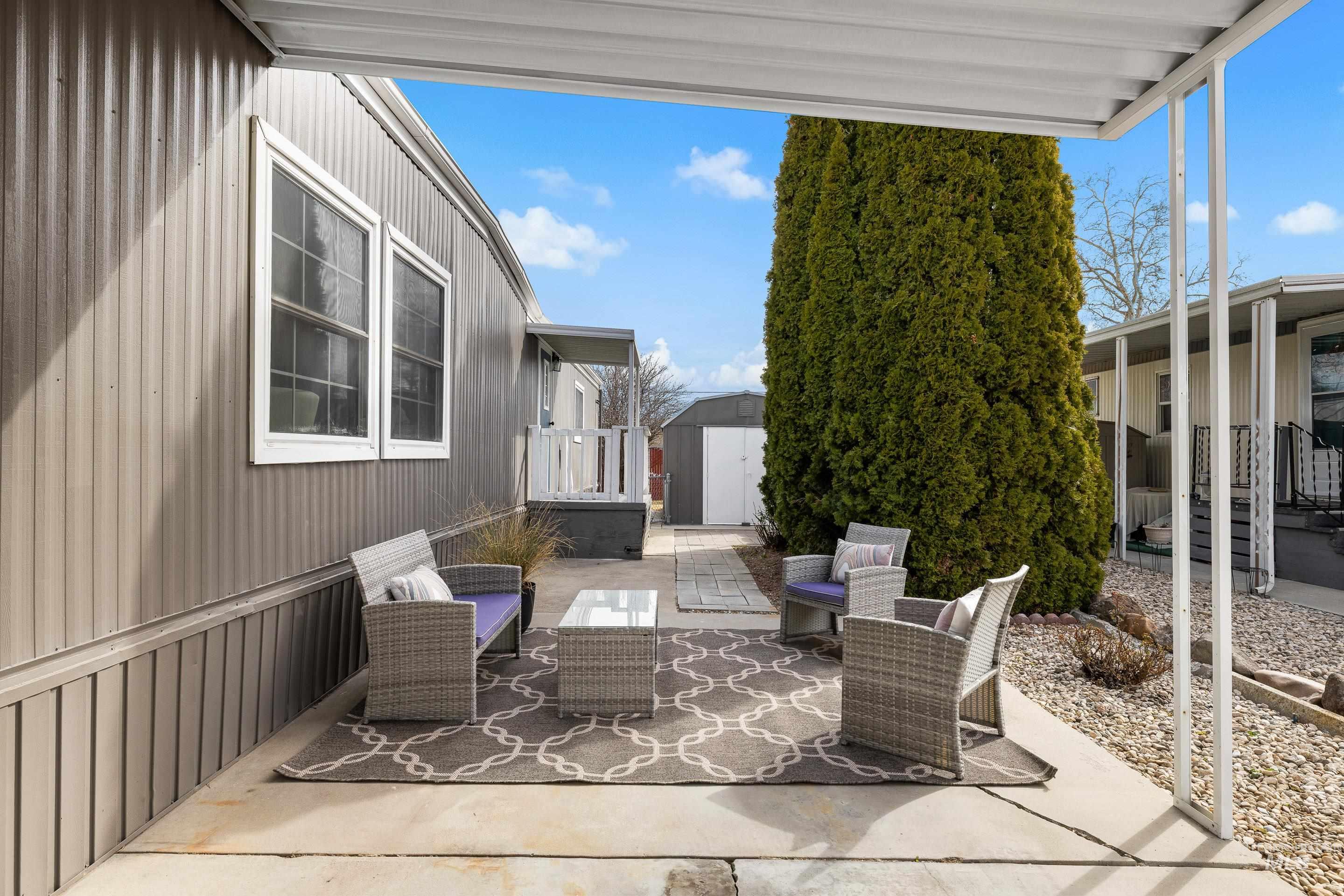 2688 N Pilgrim Lane, Boise, Idaho 83704, 2 Bedrooms, 2 Bathrooms, Residential For Sale, Price $124,900, 98977948