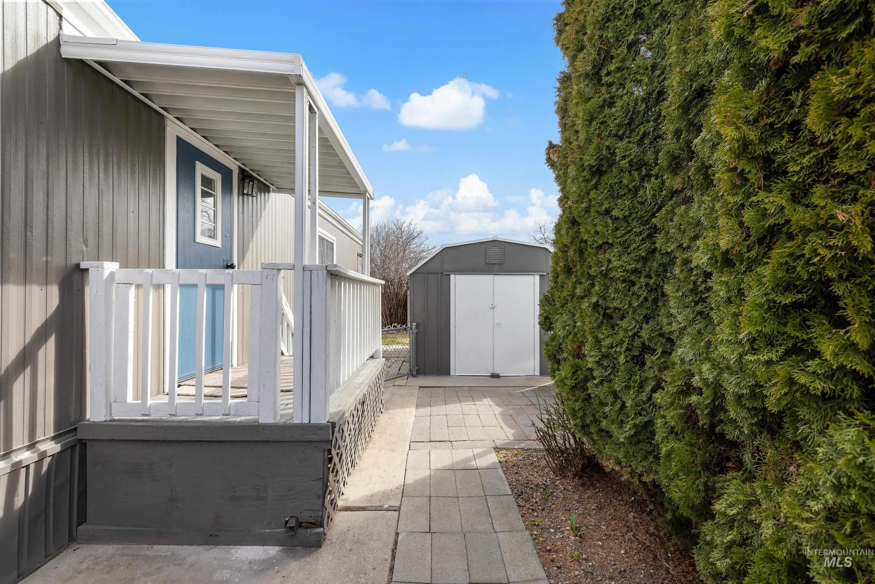 2688 N Pilgrim Lane, Boise, Idaho 83704, 2 Bedrooms, 2 Bathrooms, Residential For Sale, Price $124,900, 98977948