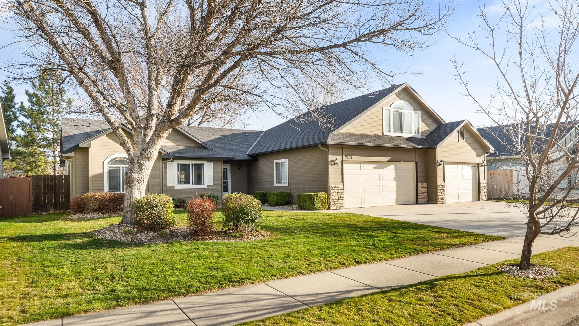 2832 E Indian Creek Dr, Meridian, Idaho 83642, 4 Bedrooms, 2 Bathrooms, Residential For Sale, Price $579,900,MLS 98977949