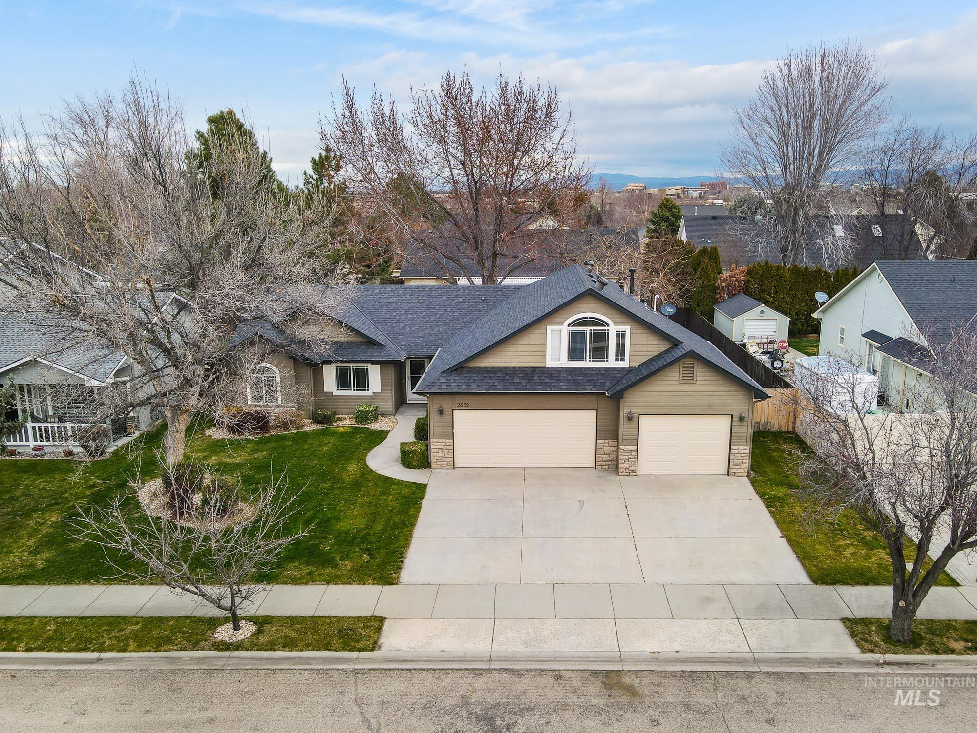 2832 E Indian Creek Dr, Meridian, Idaho 83642, 4 Bedrooms, 2 Bathrooms, Residential For Sale, Price $579,900,MLS 98977949