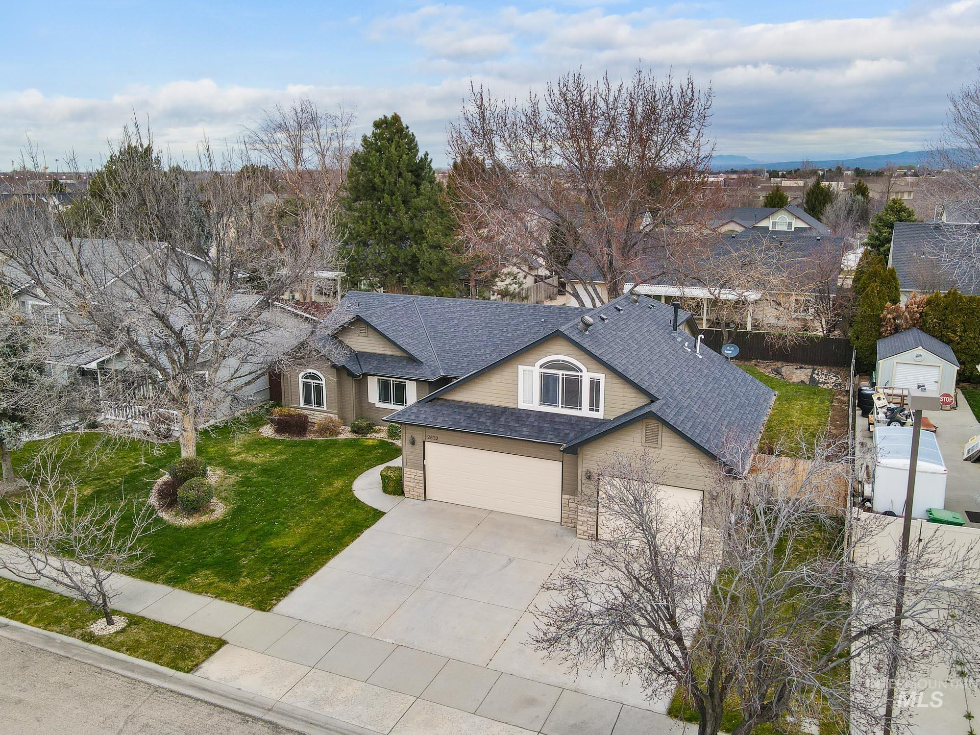 2832 E Indian Creek Dr, Meridian, Idaho 83642, 4 Bedrooms, 2 Bathrooms, Residential For Sale, Price $579,900,MLS 98977949