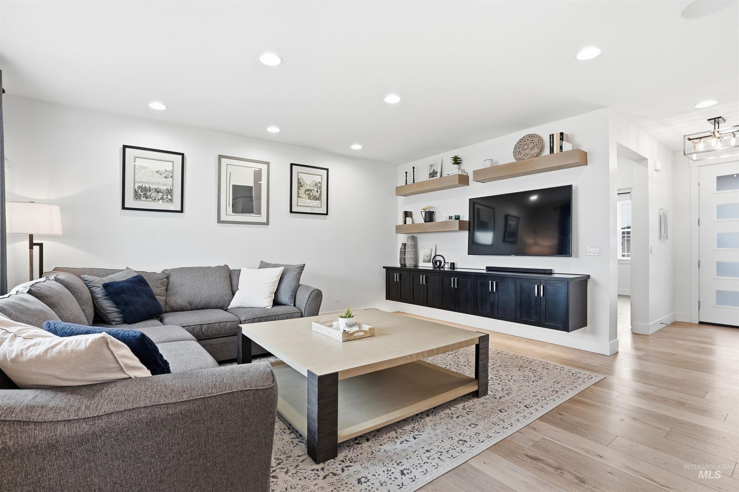 868 W Grassland St, Middleton, Idaho 83644, 4 Bedrooms, 3 Bathrooms, Residential For Sale, Price $665,000, 98977950