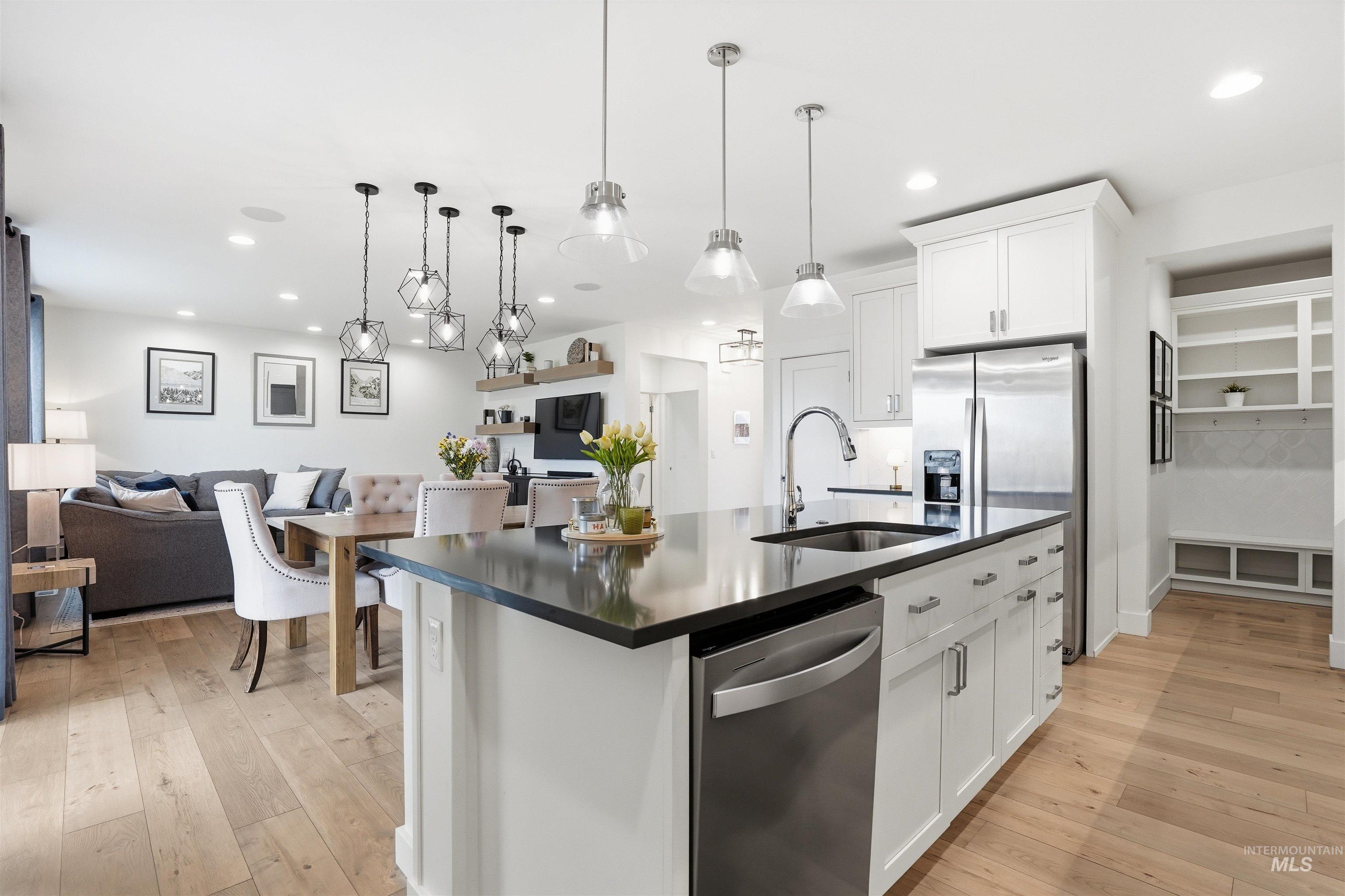 868 W Grassland St, Middleton, Idaho 83644, 4 Bedrooms, 3 Bathrooms, Residential For Sale, Price $640,000,MLS 98977950