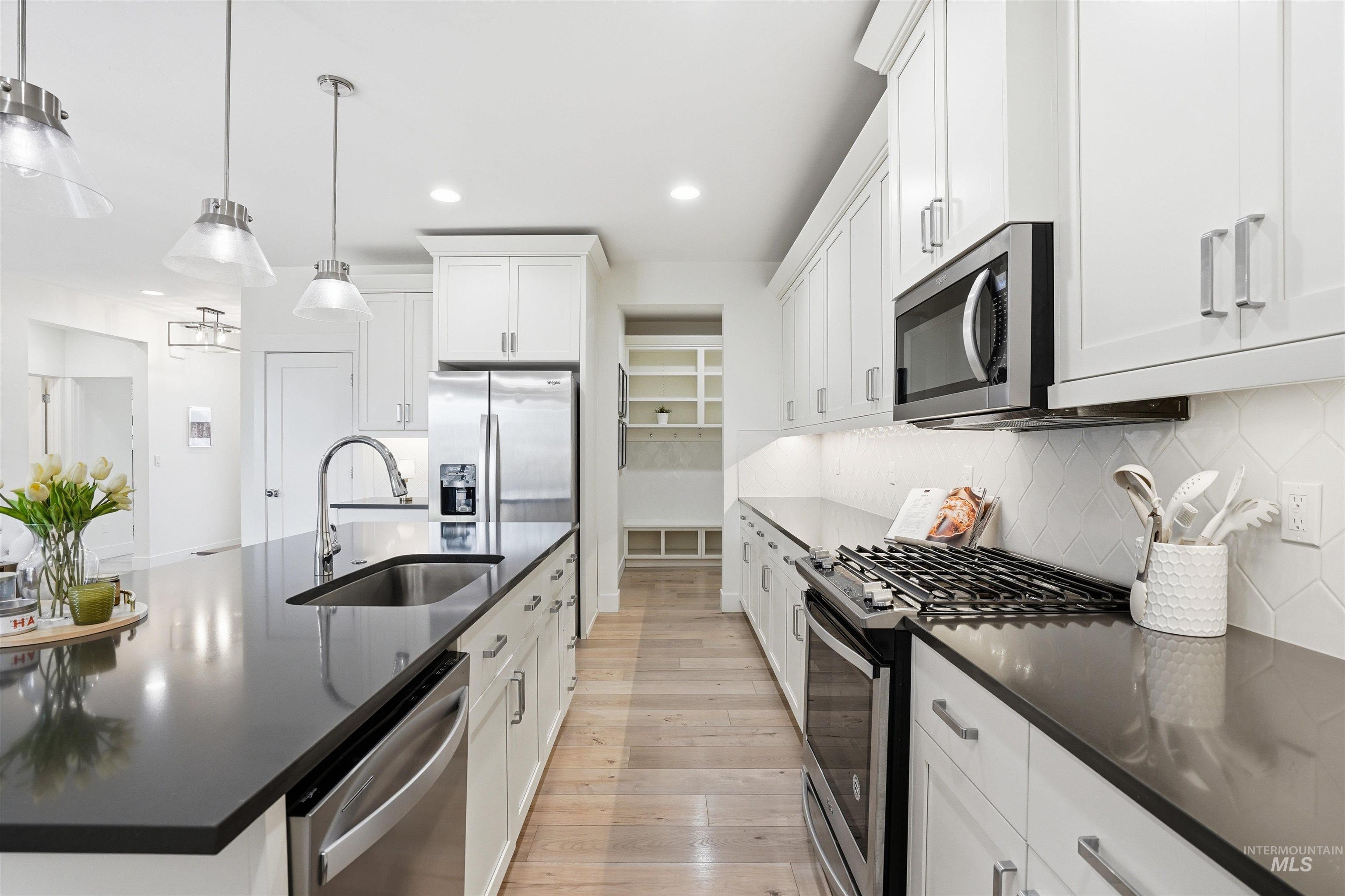 868 W Grassland St, Middleton, Idaho 83644, 4 Bedrooms, 3 Bathrooms, Residential For Sale, Price $665,000, 98977950