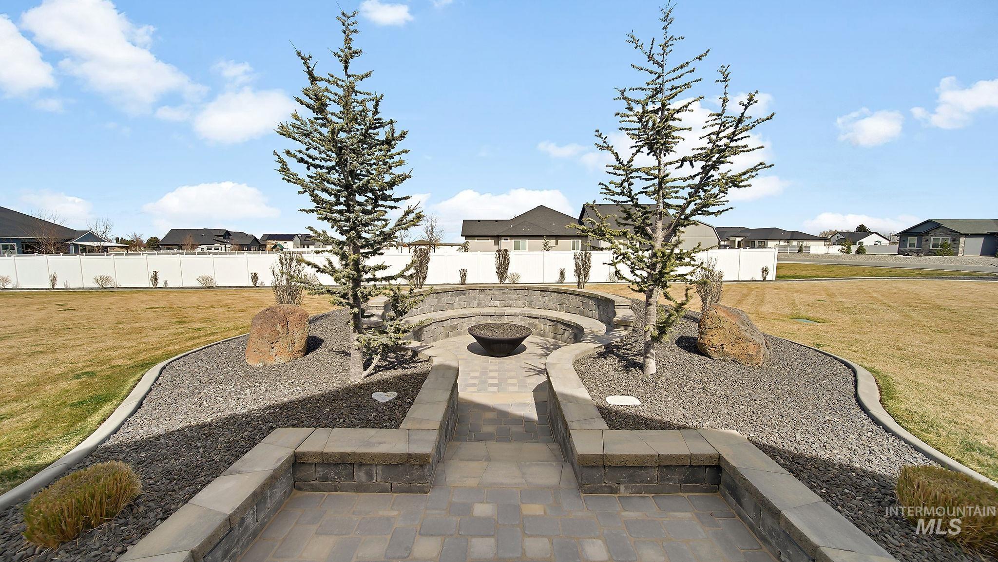 3556 E 3876 N, Kimberly, Idaho 83341, 3 Bedrooms, 3.5 Bathrooms, Residential For Sale, Price $1,050,000, 98977951