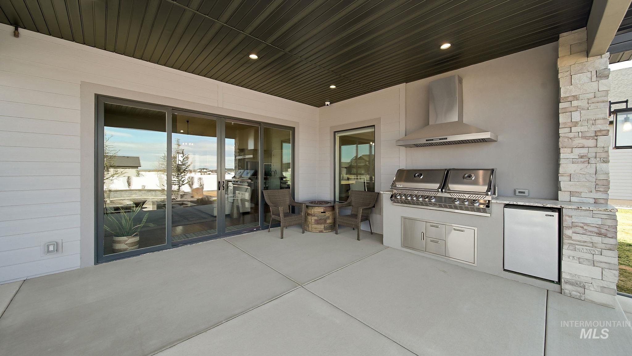 3556 E 3876 N, Kimberly, Idaho 83341, 3 Bedrooms, 3.5 Bathrooms, Residential For Sale, Price $1,050,000, 98977951