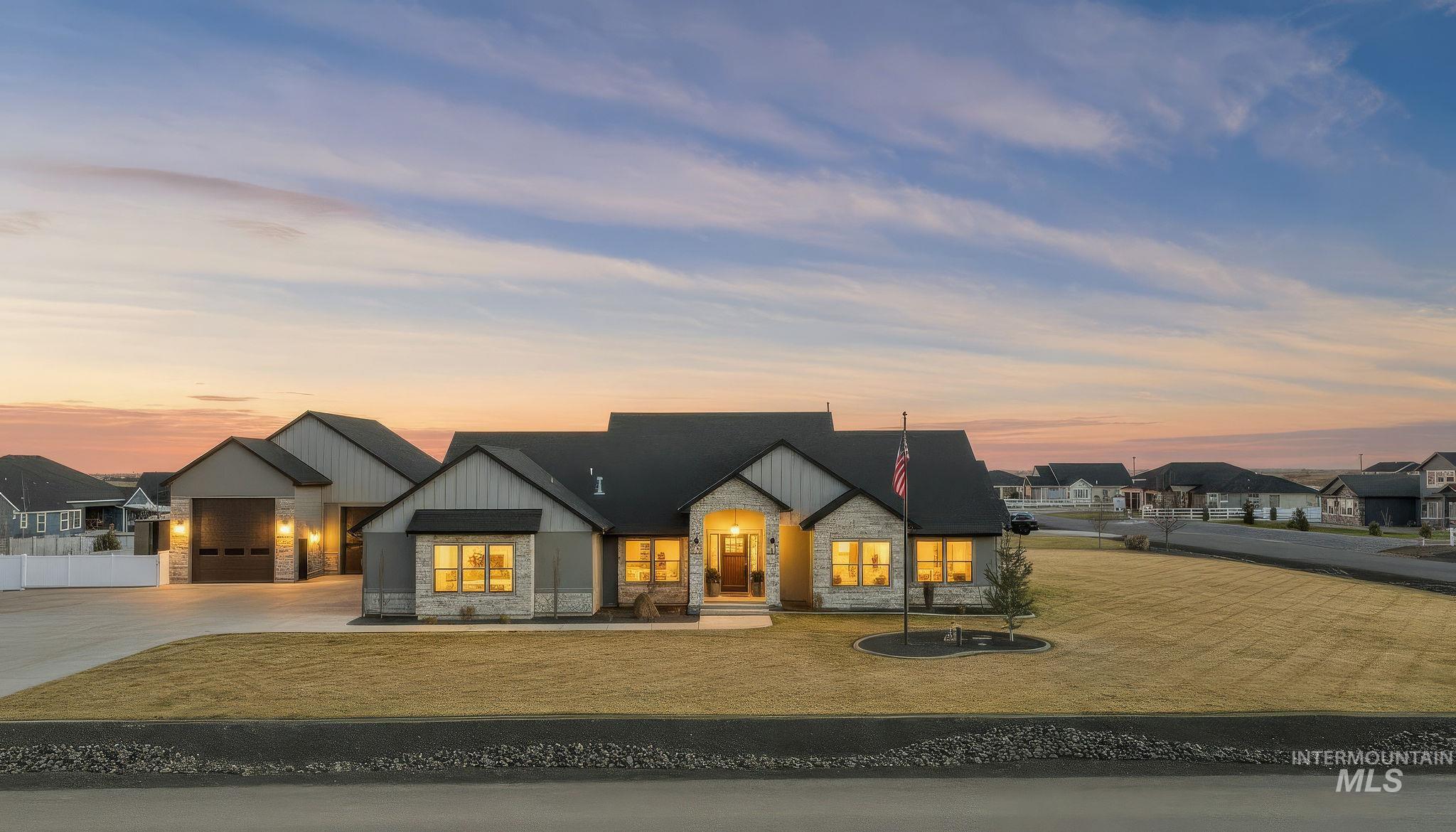 3556 E 3876 N, Kimberly, Idaho 83341, 3 Bedrooms, 3.5 Bathrooms, Residential For Sale, Price $1,050,000, 98977951