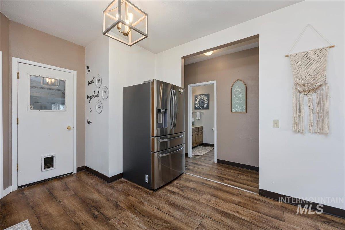 326 Montana Street, Gooding, Idaho 83330, 2 Bedrooms, 1 Bathroom, Residential For Sale, Price $258,000, 98977952