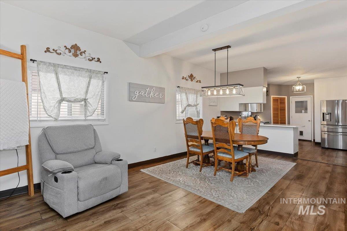 326 Montana Street, Gooding, Idaho 83330, 2 Bedrooms, 1 Bathroom, Residential For Sale, Price $258,000, 98977952