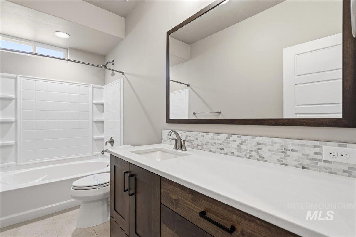 3363 E Kalinga Ln, Meridian, Idaho 83642, 3 Bedrooms, 2 Bathrooms, Residential For Sale, Price $559,900,MLS 98977953