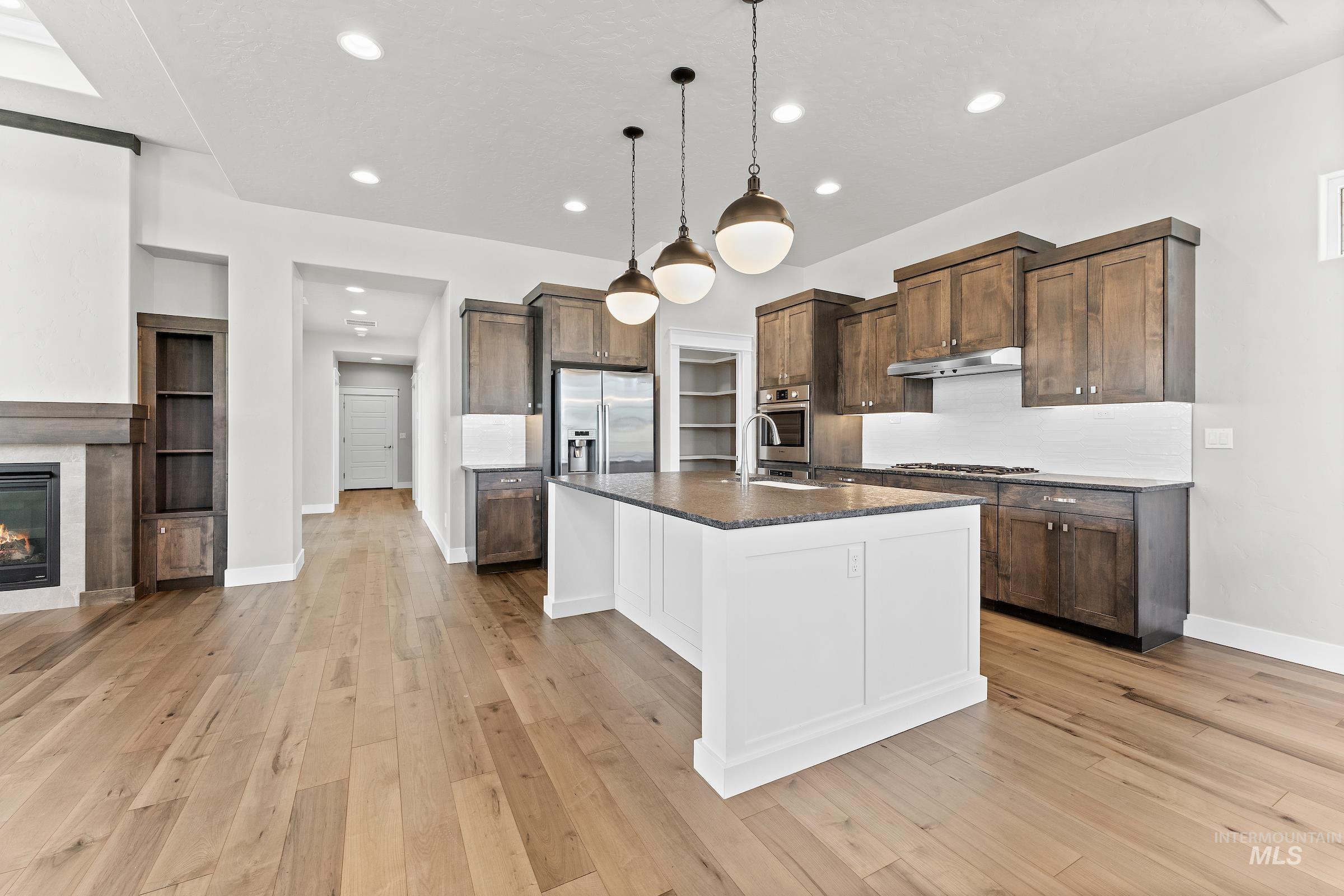 3363 E Kalinga Ln, Meridian, Idaho 83642, 3 Bedrooms, 2 Bathrooms, Residential For Sale, Price $574,900, 98977953