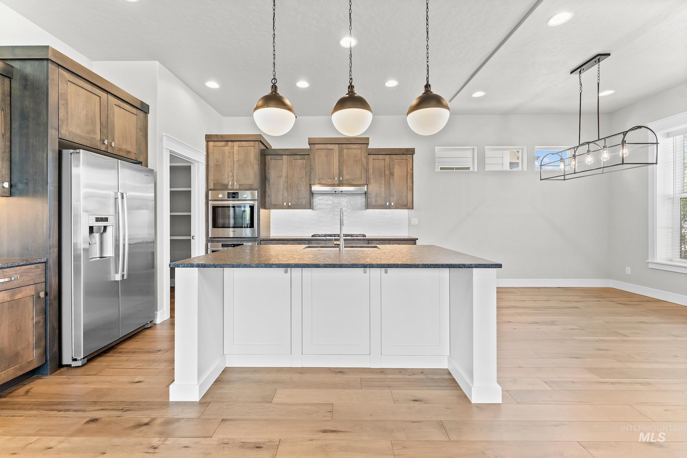 3363 E Kalinga Ln, Meridian, Idaho 83642, 3 Bedrooms, 2 Bathrooms, Residential For Sale, Price $574,900, 98977953