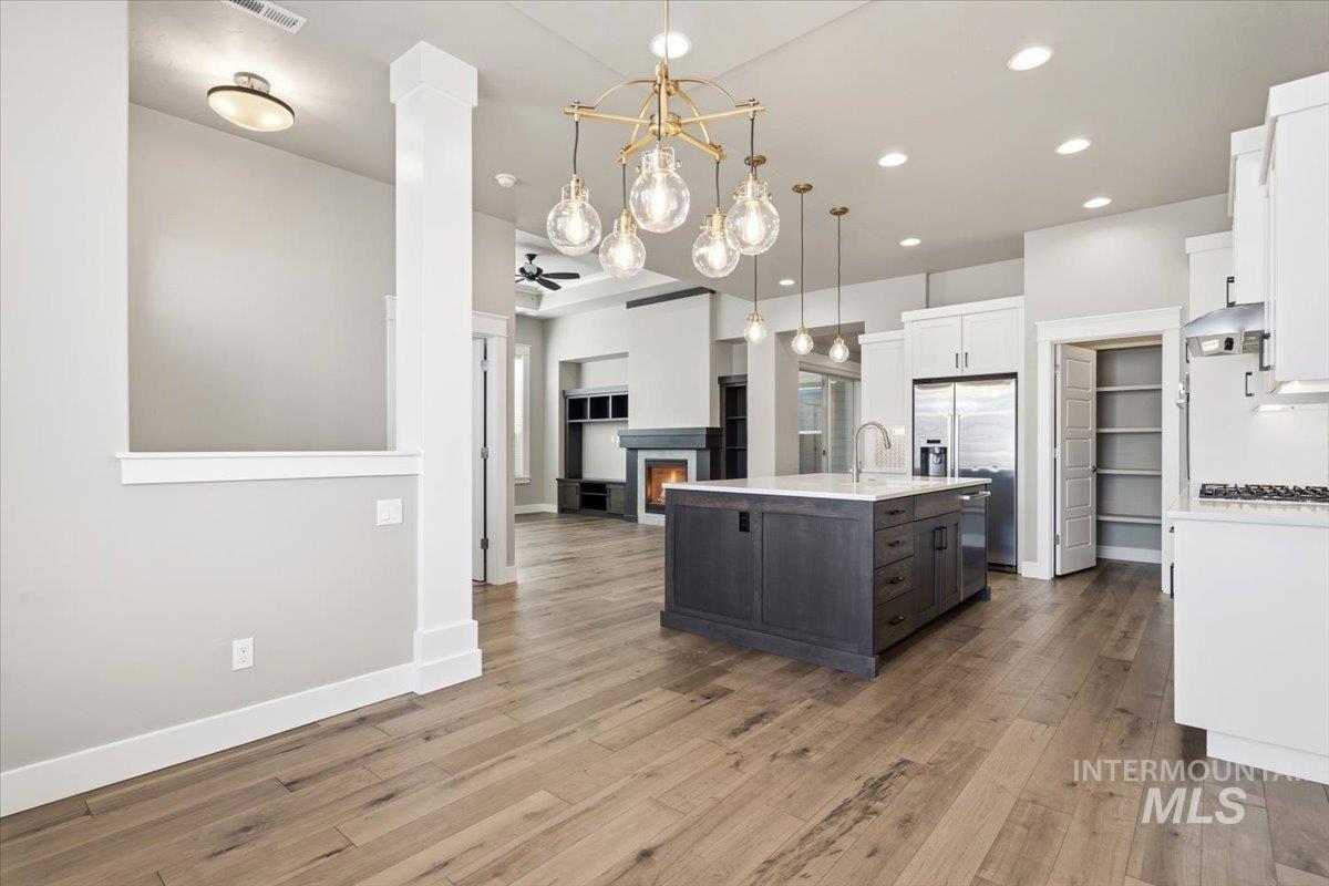 3363 E Kalinga Ln, Meridian, Idaho 83642, 3 Bedrooms, 2 Bathrooms, Residential For Sale, Price $559,900,MLS 98977953