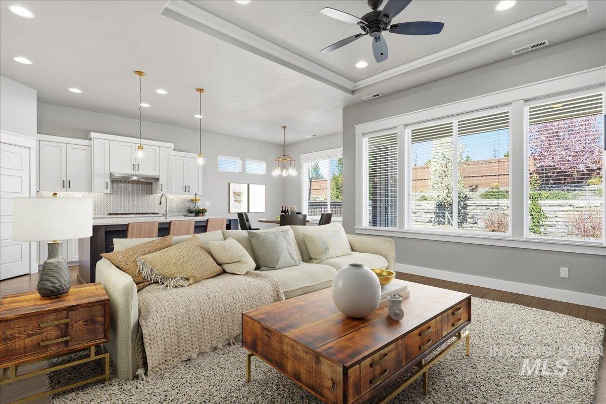 3710 W Silver River Ln, Meridian, Idaho 83646, 3 Bedrooms, 2 Bathrooms, Residential For Sale, Price $554,900,MLS 98977954