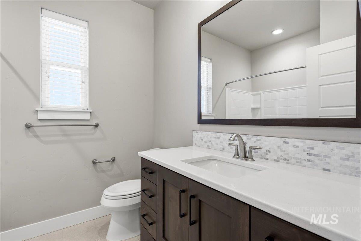 3710 W Silver River Ln, Meridian, Idaho 83646, 3 Bedrooms, 2 Bathrooms, Residential For Sale, Price $554,900,MLS 98977954