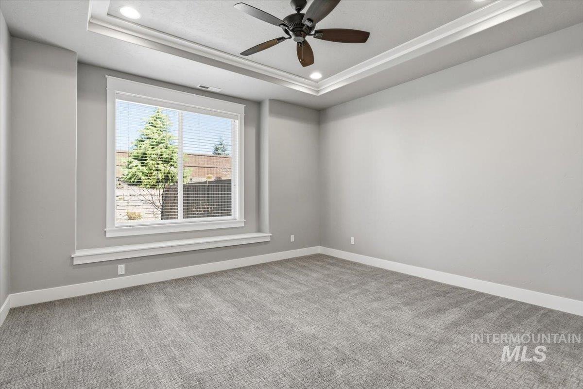 3710 W Silver River Ln, Meridian, Idaho 83646, 3 Bedrooms, 2 Bathrooms, Residential For Sale, Price $554,900,MLS 98977954