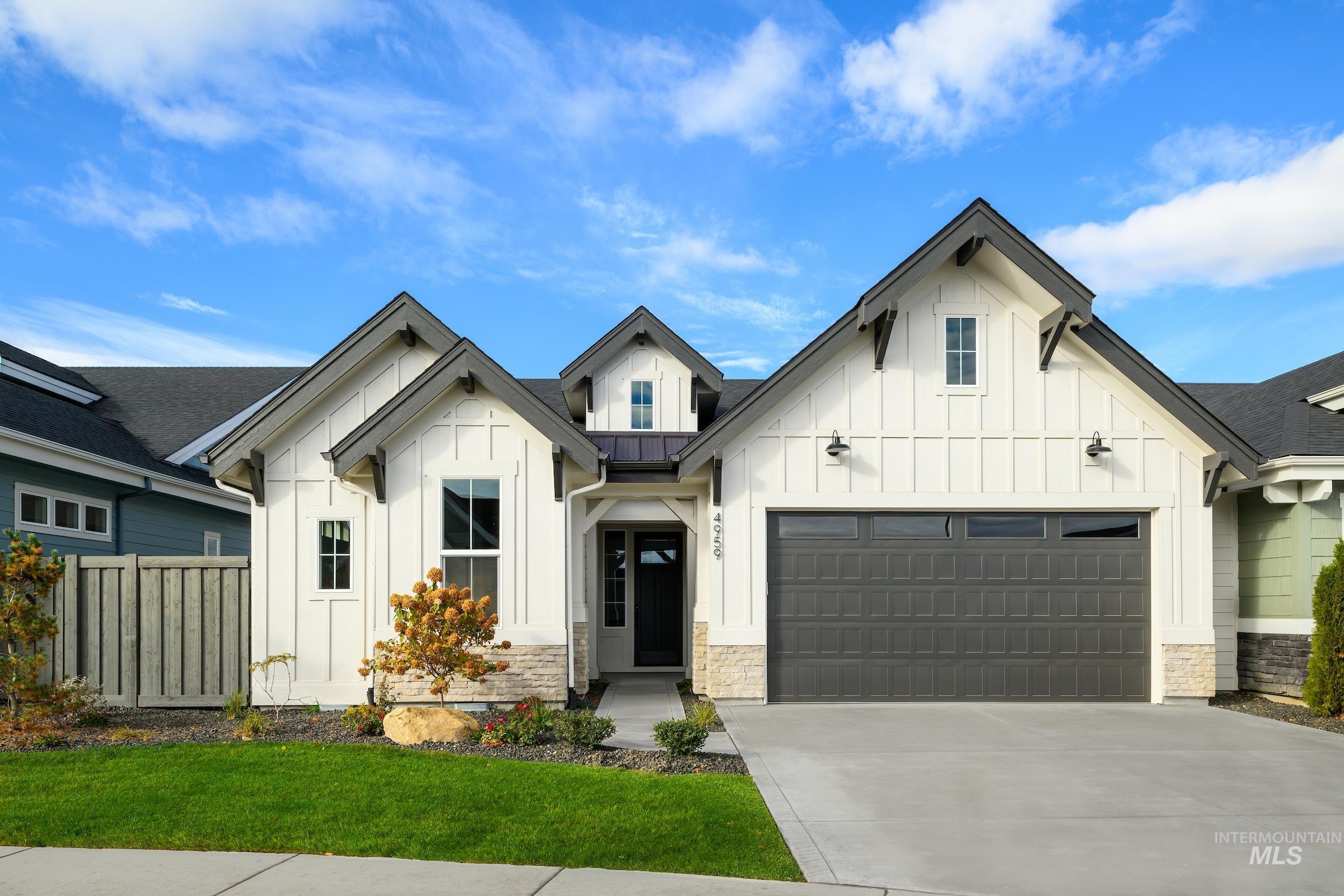 3710 W Silver River Ln, Meridian, Idaho 83646, 3 Bedrooms, 2 Bathrooms, Residential For Sale, Price $559,900, 98977954