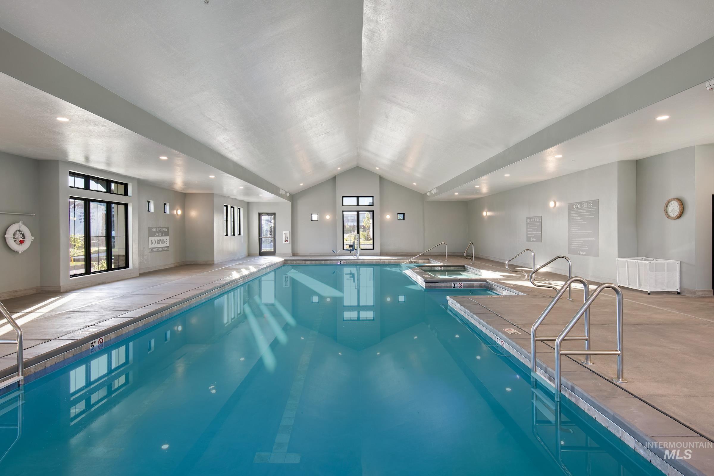 3710 W Silver River Ln, Meridian, Idaho 83646, 3 Bedrooms, 2 Bathrooms, Residential For Sale, Price $554,900,MLS 98977954